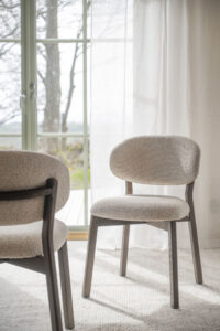 120174_b_mb_Patterson_chair_beige_brown_02